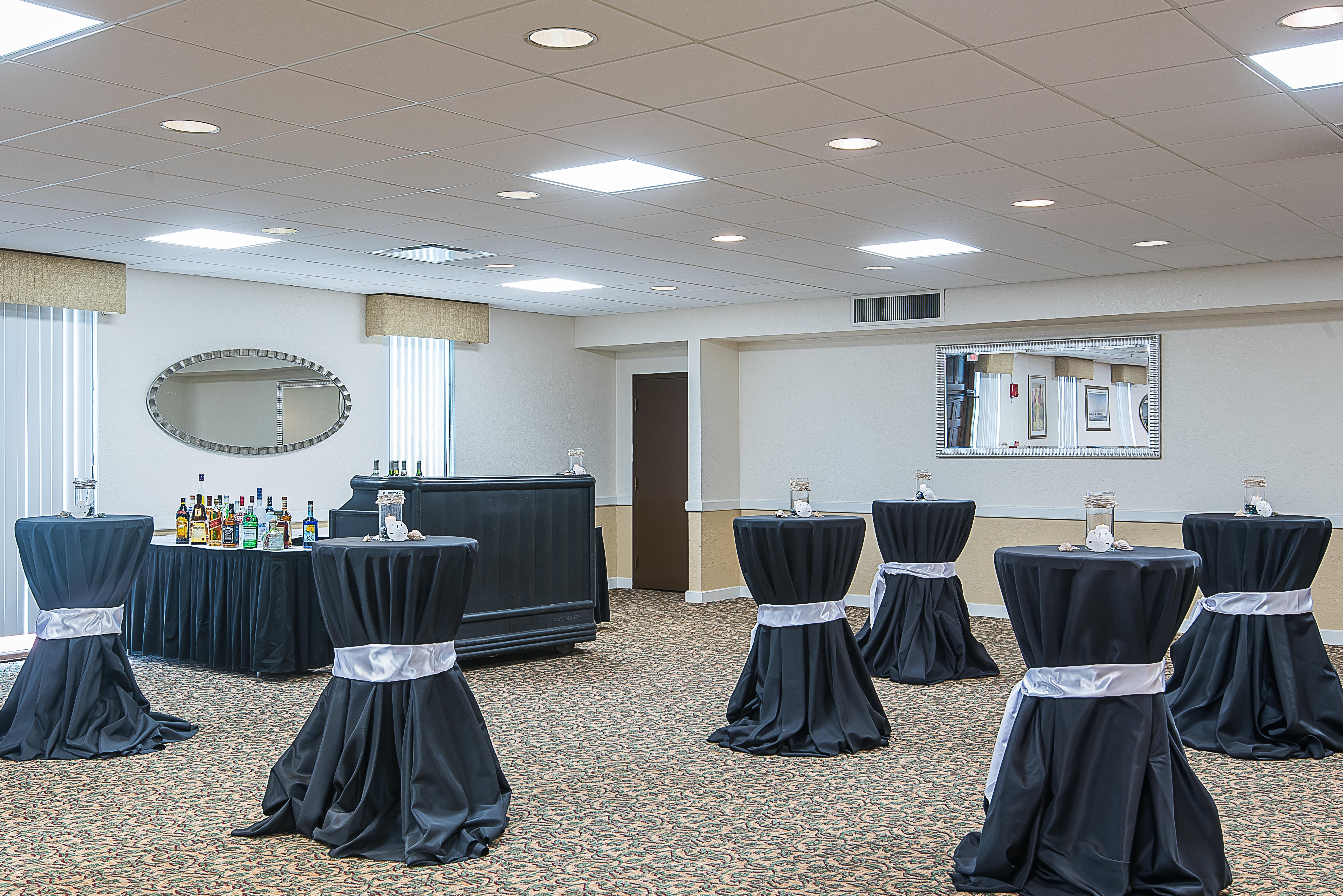 Holiday Inn Nashua, An Ihg Hotel Exterior photo